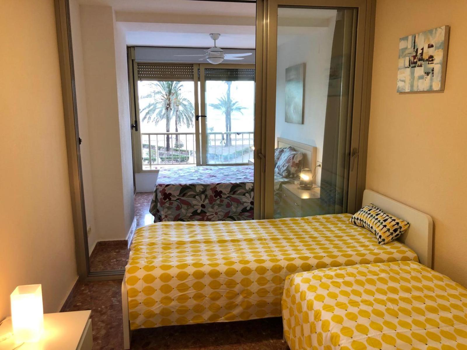 Apartamento Arensol En Primera Linea De Playa Cullera Exterior foto