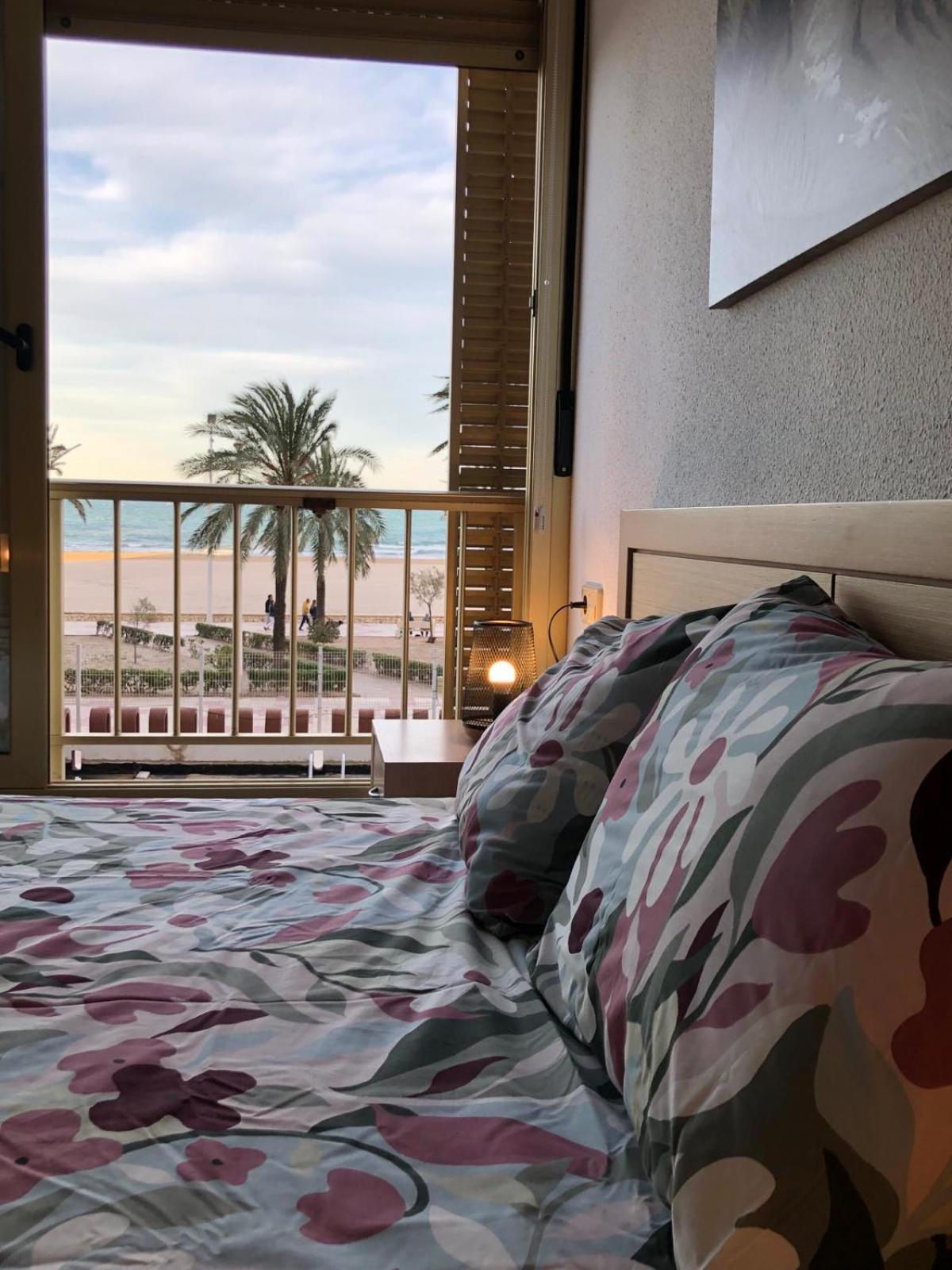 Apartamento Arensol En Primera Linea De Playa Cullera Exterior foto